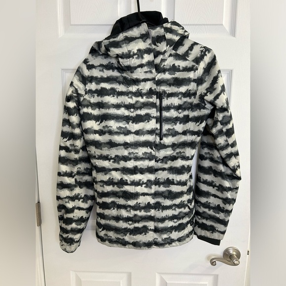 MOUNTAIN HARDWARE Barnsie Recco Gray Watercolor Hooded Jacket Womens size Small - Picture 2 of 11